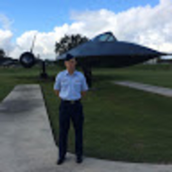 Profile Picture of Joshua Hemming (@joshhemming00) on Poshmark