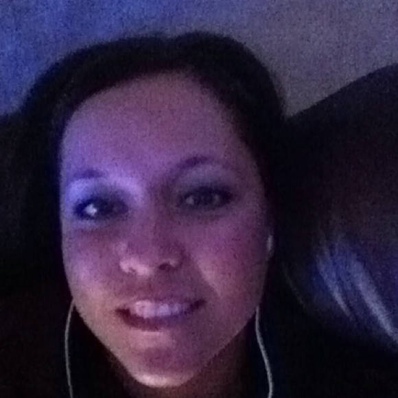Profile Picture of Jamie Barhydt (@jbarhydt6) on Poshmark