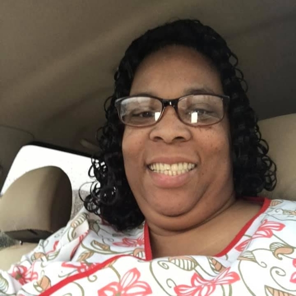 Profile Picture of Marilyn Nichols (@marilynnicho974) on Poshmark