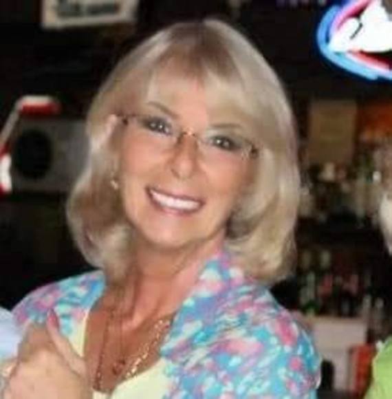 Profile Picture of Maxine Roach (@twospeedmax23) on Poshmark
