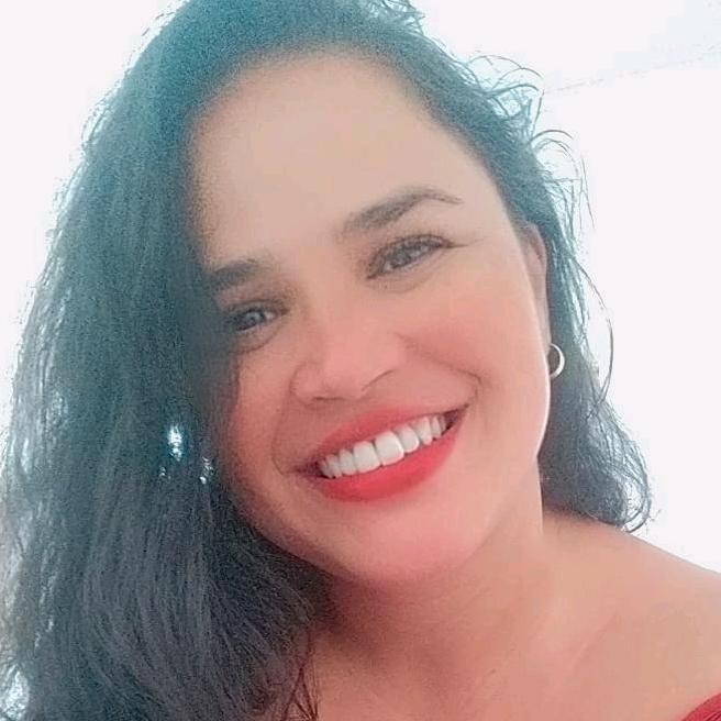 Profile Picture of Roberta De Almeida F (@robertadealfer) on Tiktok