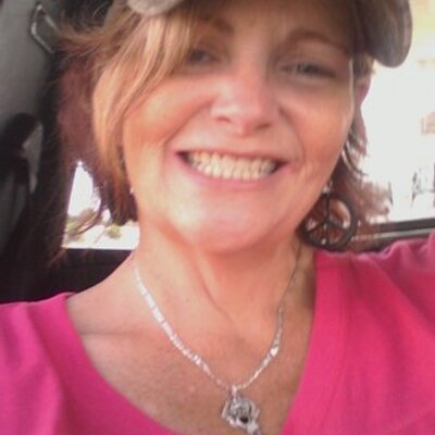 Profile Picture of Sandy Wolfe (@SandyJay333) on Twitter