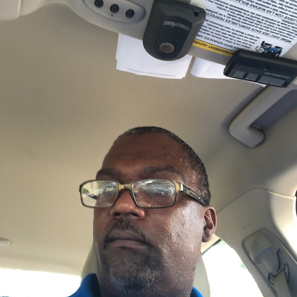 Profile Picture of James Mcneely (@jamesmcneely2) on Poshmark