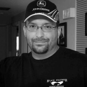 Profile Picture of Derek Rose (@WeirdDerek) on Pinterest
