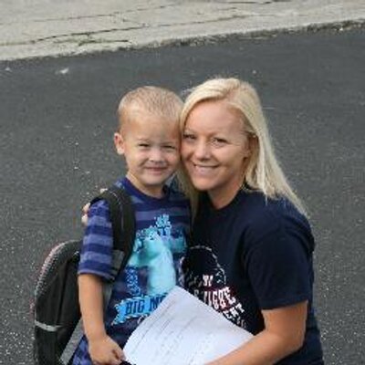 Profile Picture of Amanda Knopp (@momof3lovesgsp) on Twitter