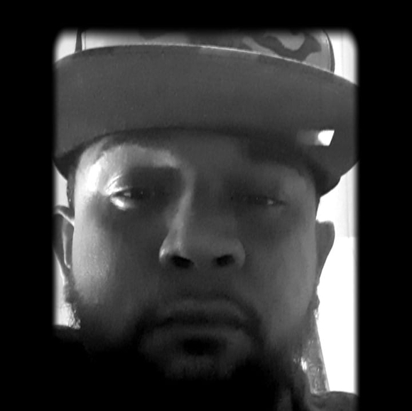 Profile Picture of Joseph lebron Pond (@joeylebron) on Poshmark