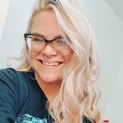 Profile Picture of Mandi Michelle Fletcheron Twitter