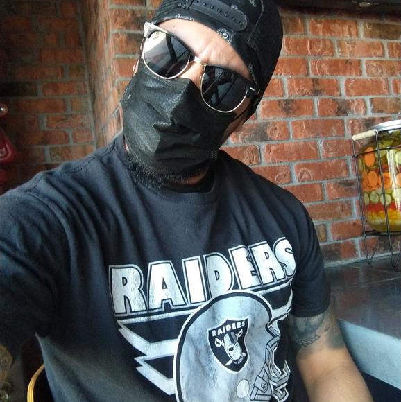 Profile Picture of Alexander Moreno (@donbooyack) on Poshmark