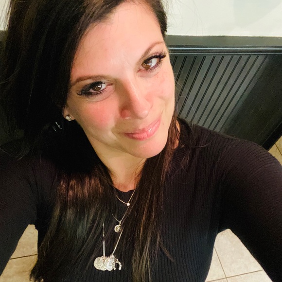 Profile Picture of Jaycee Memminger (@jaymemms123) on Poshmark