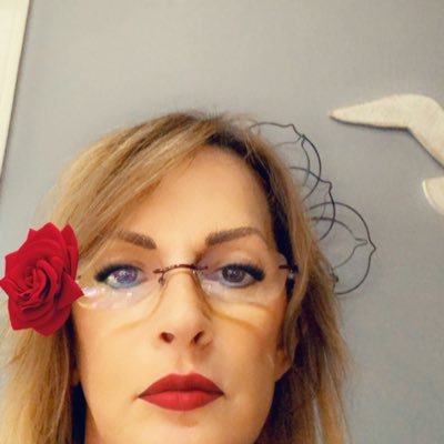 Profile Picture of Nancy Tuttle (@NancyTuttle19) on Twitter