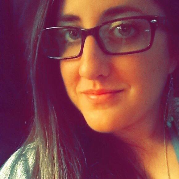 Profile Picture of Carlee Grindle (@cgrindle420) on Poshmark
