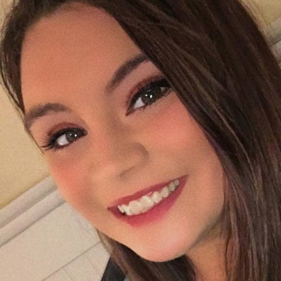 Profile Picture of Brittney Condery (@brittneycondery) on Poshmark