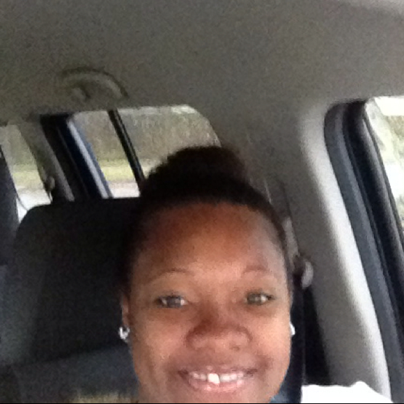 Profile Picture of Crystal Davis (@lovegod) on Poshmark