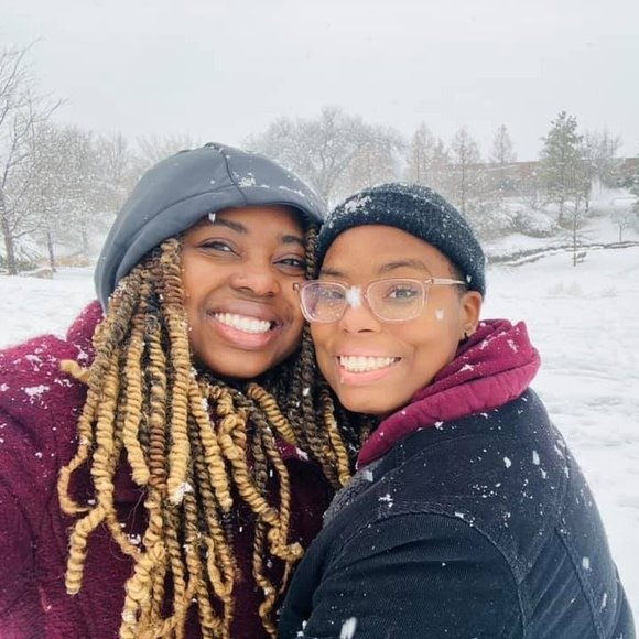 Kennedy Reynolds - Poshmark Profile Picture of Kennedy Reynolds (@kennedyreyno916) on Poshmark