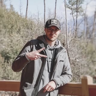 Matthew Henline - Instagram Profile Picture of Matthew Henline (@matthenline) on Instagram