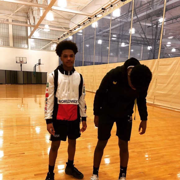 Profile Picture of Emmanuel Gregory (@emmanuel128) on Poshmark