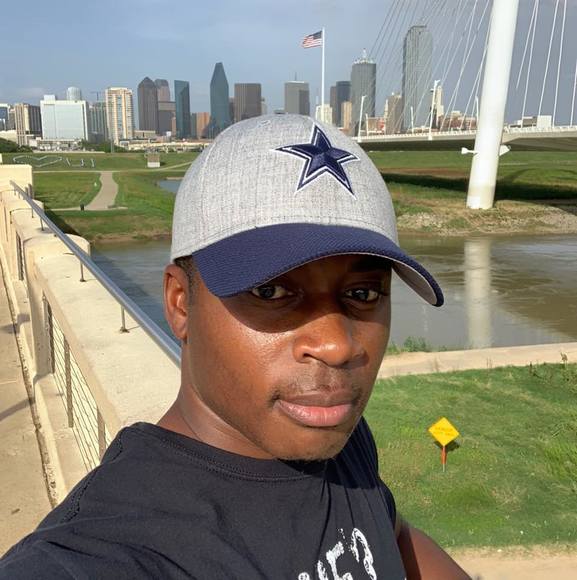 Profile Picture of Christopher Bolden (@boldencrazy) on Poshmark