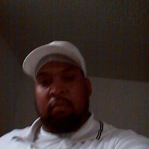 Profile Picture of Thomas Torrey (@thomastorrey191) on Twitter