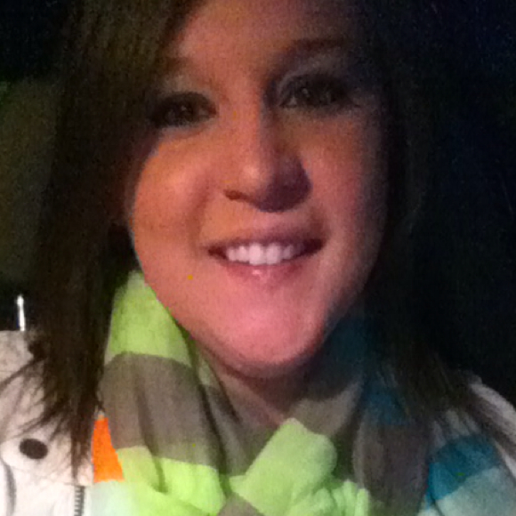 Profile Picture of Meghan Brumble (@meghanbrumble) on Poshmark