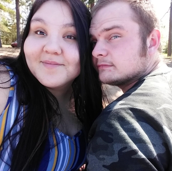 Profile Picture of Sierra Heikkinen (@sisi_whitey) on Poshmark