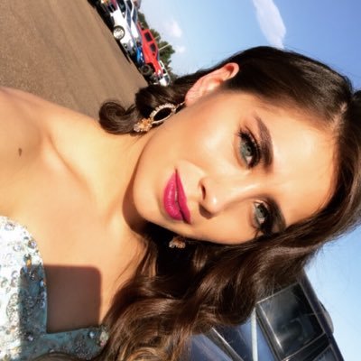 Profile Picture of Amelia Juarez 🌻 (@JuarezAmelia) on Twitter