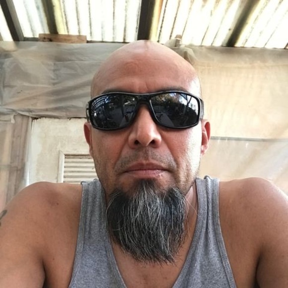 Profile Picture of Fernando Leon (@leonfern53) on Poshmark