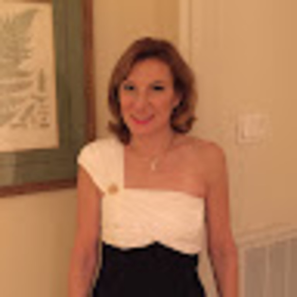 Profile Picture of Barbara Trautner (@btrautner) on Poshmark