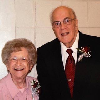 Profile Picture of Alice Tollerud (@alice.tollerud.98) on Facebook