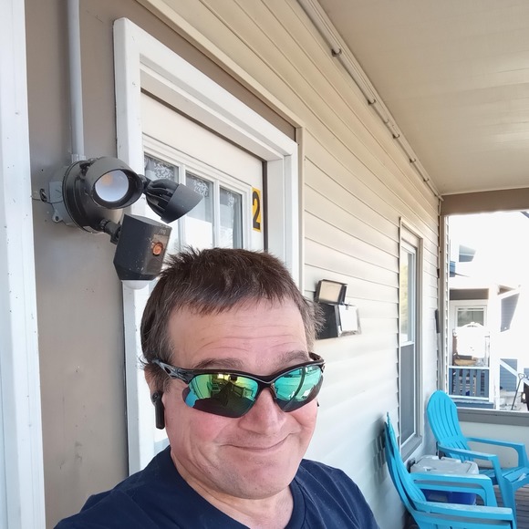 Profile Picture of Ricky Curtis (@hf2022rc2022) on Poshmark
