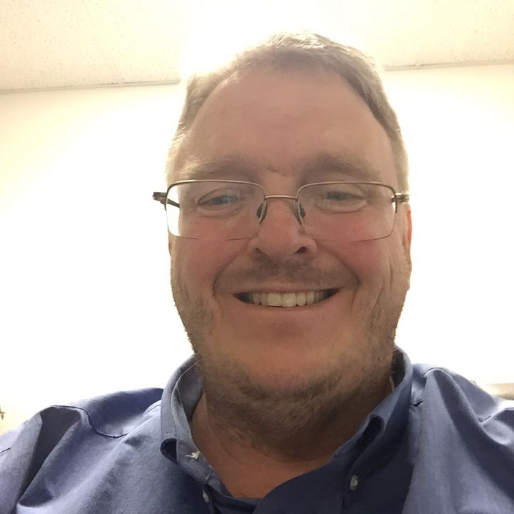 Profile Picture of Jeremy Larson (@@uncledizz) on Tiktok