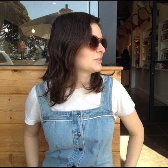 Profile Picture of Zoe Katleman (@zkatl) on Poshmark