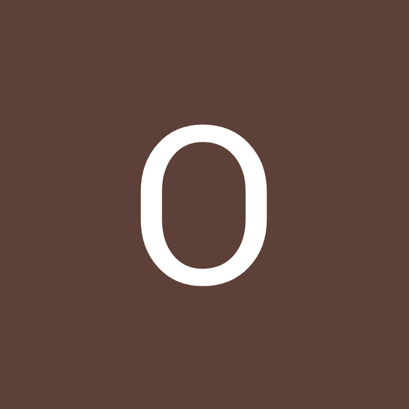 Profile Picture of Onsa Jomaa (@jomaaonsa) on Poshmark