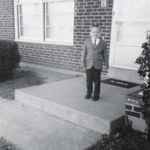 Profile Picture of L Neal (@wingnutstl) on Myspace