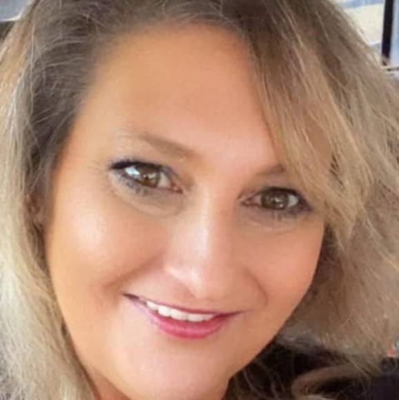 Profile Picture of Tasha Shedd (@tashabryant98) on Poshmark