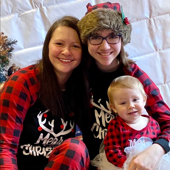 Profile Picture of Jennifer Shavrnoch (@c2momma) on Poshmark
