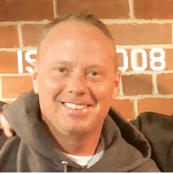 Profile Picture of Jon Liljegren (@ljshine) on Poshmark