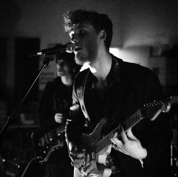 Profile Picture of Tony Batey (@tonybatey) on Poshmark