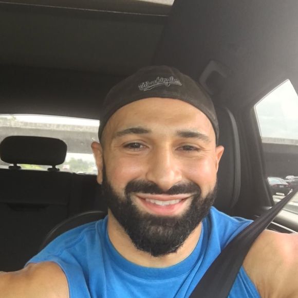 Profile Picture of Ali Rasheed (@sheed53) on Poshmark