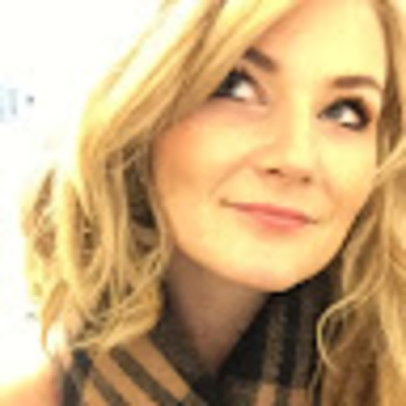 Profile Picture of Brittany Eidsness (@brittanyfern3) on Poshmark