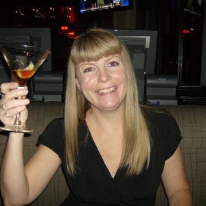 Profile Picture of Tracie Mills (@tv1964) on Myspace