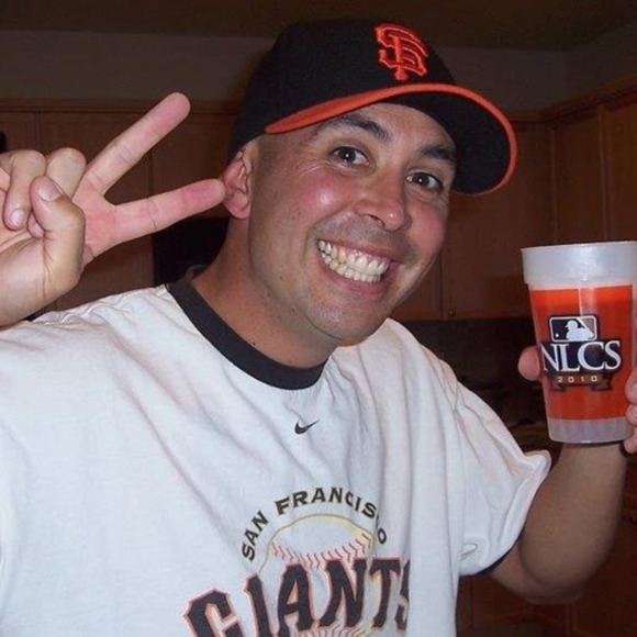 Profile Picture of Scott Booth (@loochy44) on Poshmark