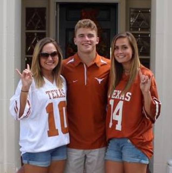 Profile Picture of Trace Young (@traceyoung11) on Poshmark