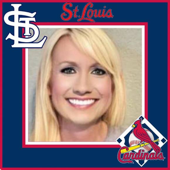 Profile Picture of Dana Hanebutt (@dghanebutt) on Poshmark