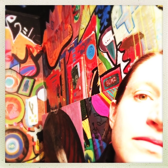 Profile Picture of Jen Randall (@jenrandallmckee) on Poshmark