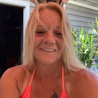 Profile Picture of Dawn Decker (@deckerdawn) on Instagram
