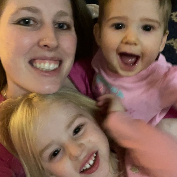 Profile Picture of Brittany Harbit (@bsharbit) on Poshmark