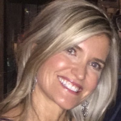 Profile Picture of Meredith Van Binsbergen (@MeredithVan) on Twitter