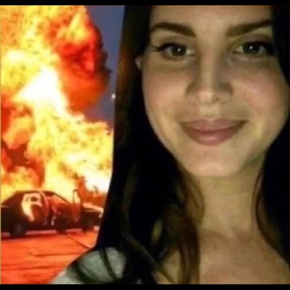 Profile Picture of Juliana Espinal (@julianae15) on Poshmark