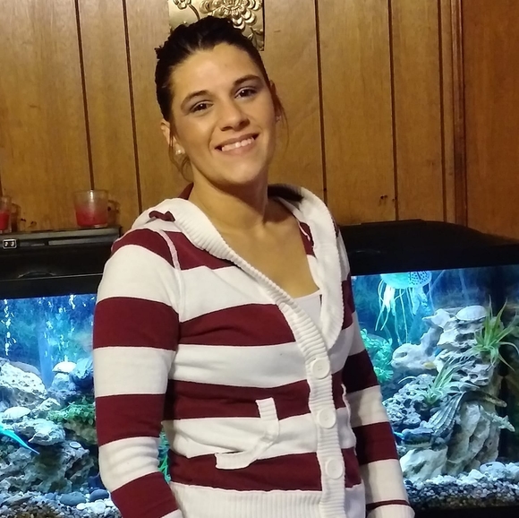 Profile Picture of Tabatha Vittitow (@tabathav) on Poshmark