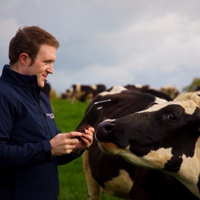 Profile Picture of James Brennan (@jamesbrennan_cw) on Twitter